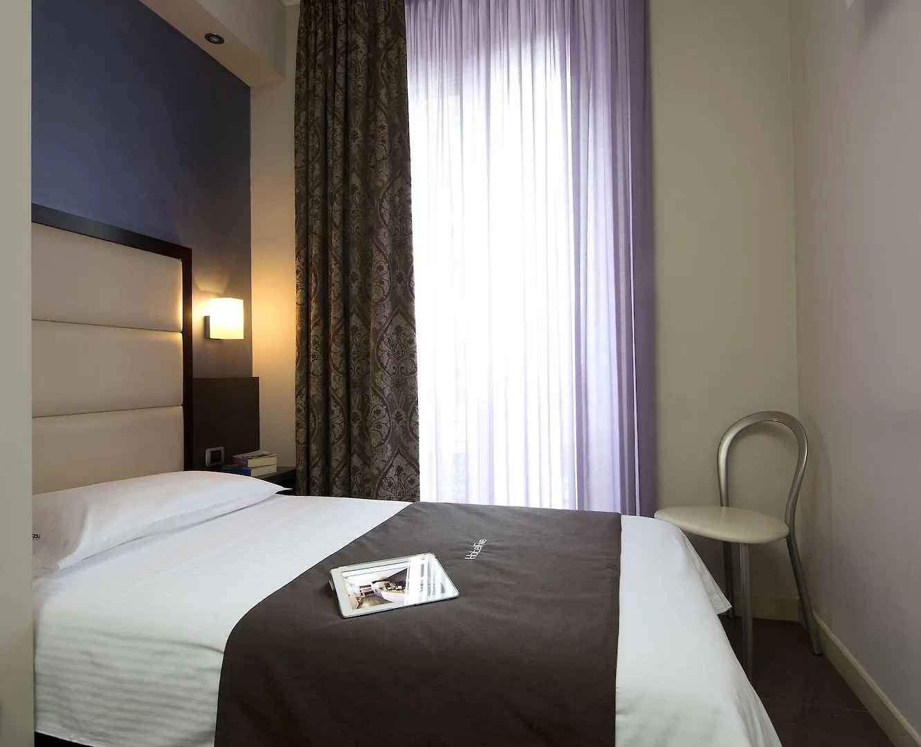 ***  Hotel Five Milano İtalya