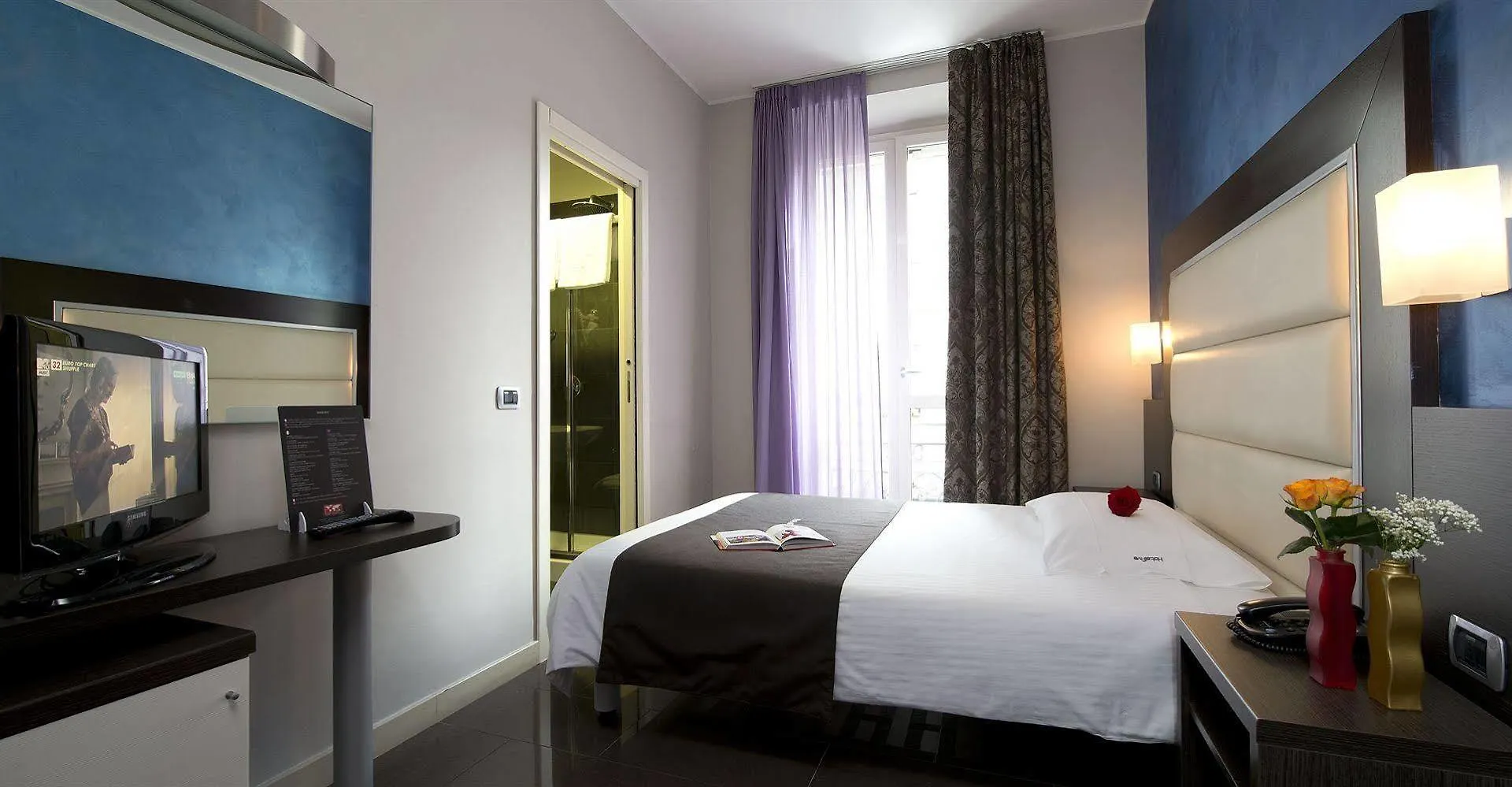 Hotel Five Milano 3*,