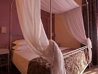 Hotel Five Milan 3*,