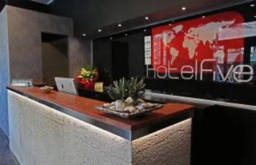 מילאנו Hotel Five
